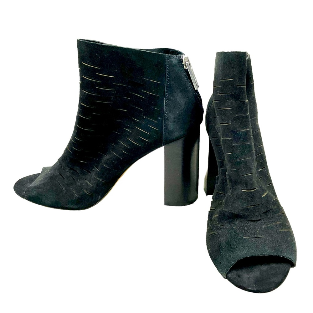 1 State perforated black suede back zip open toe ankle booties. Sz6.5